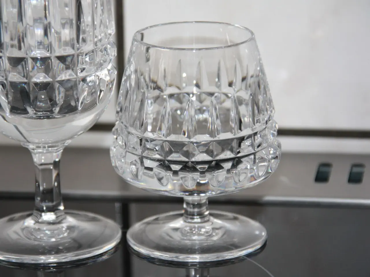 Billede 2 - Tung Crystal cognac og øl glas samlet pris