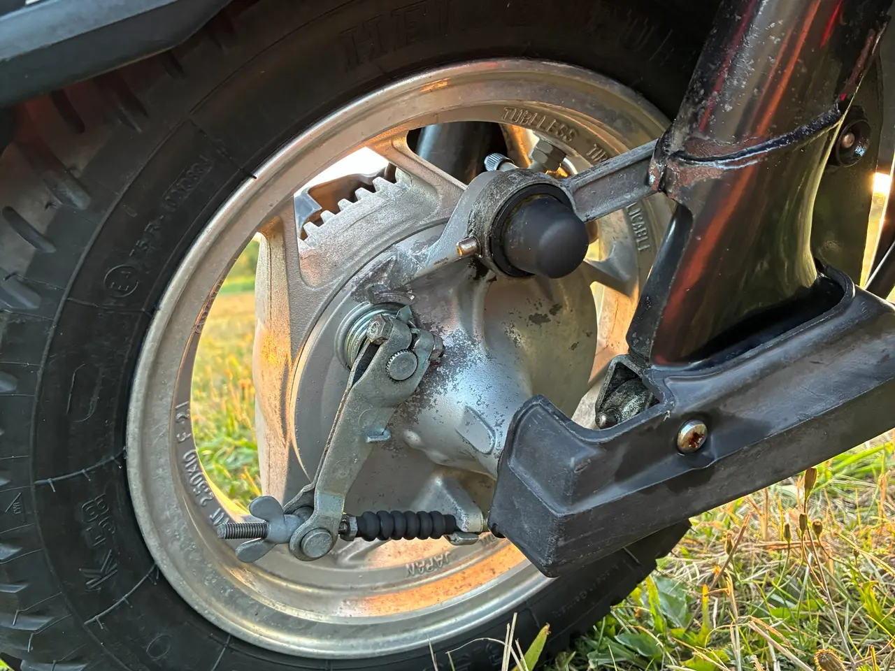 Billede 6 - Fed og brugbar 90’er-klassiker – Yamaha Beluga 125