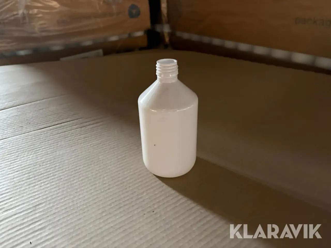 Billede 10 - Stort parti plastflasker med låg 500ml vera White - 32 paller/ 39.000 flasker