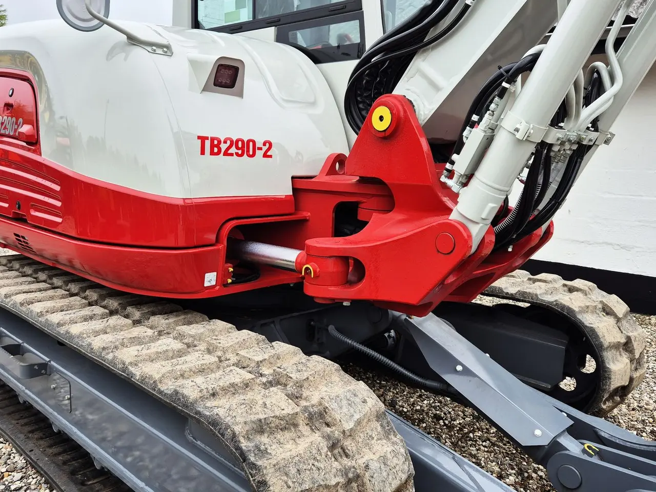 Billede 11 - Takeuchi TB290-2 / Fabriksny / Engcon med gribeklo / MIG2 / Engcon skovlsæt