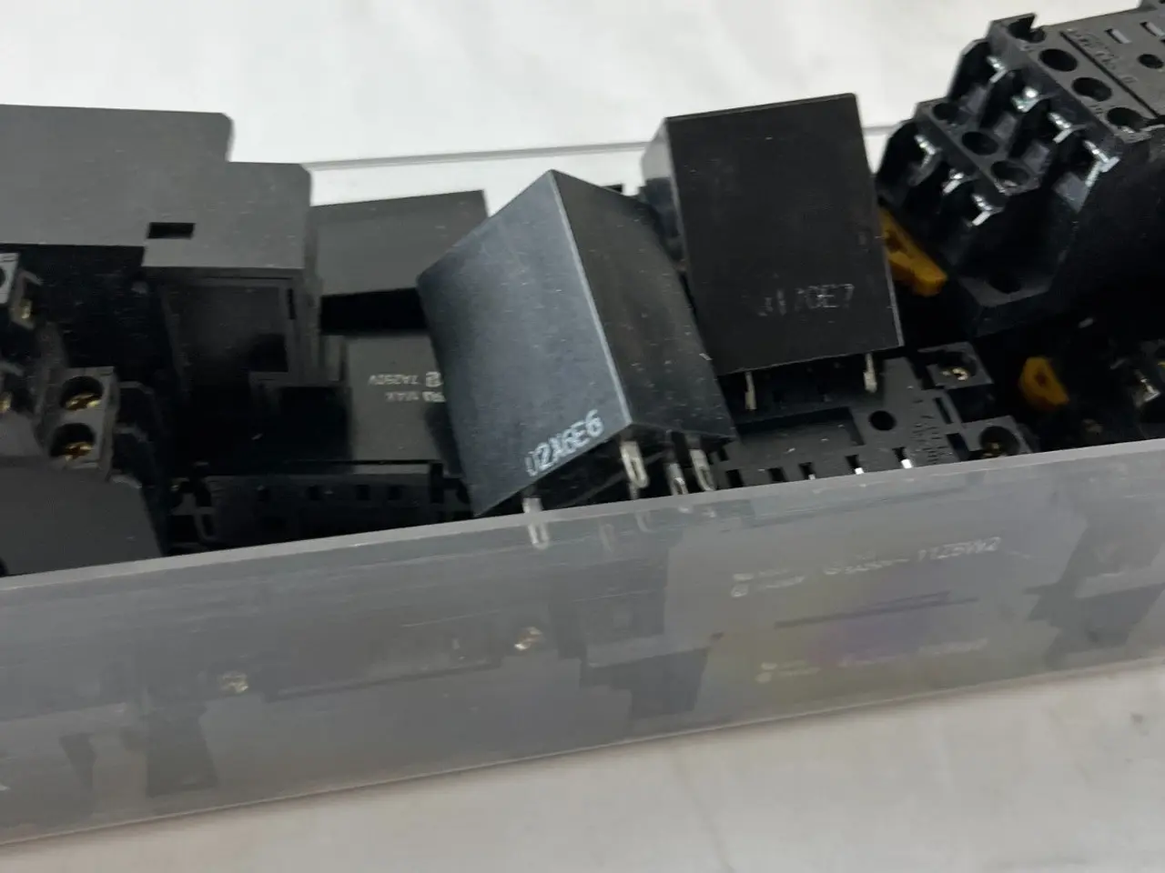 Billede 10 - Omron G3FD-X03SN Solid State relæ + Socket Bulk