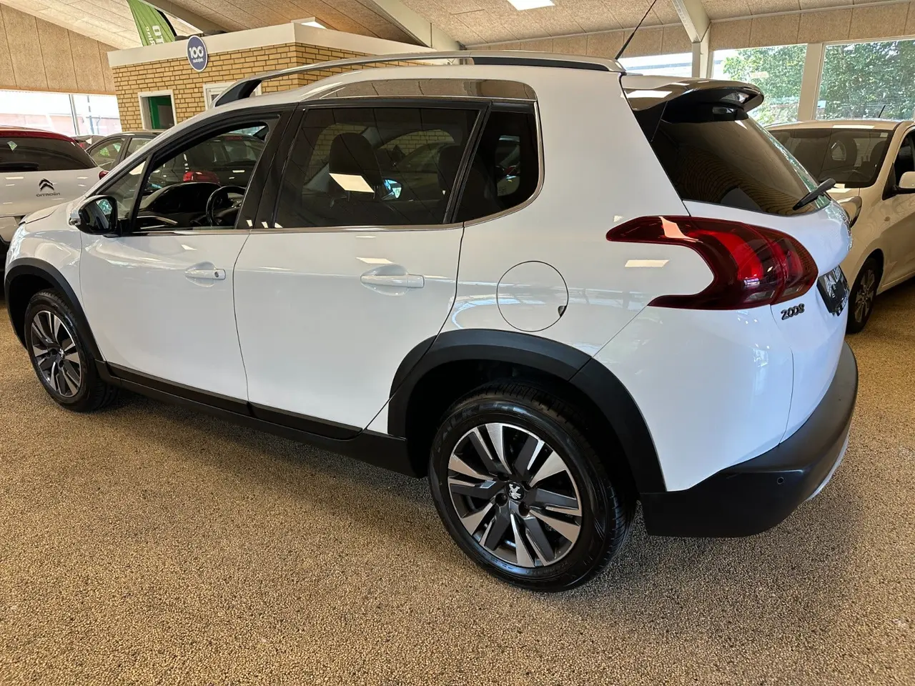 Billede 4 - Peugeot 2008 1,2 e-THP 110 Allure Sky