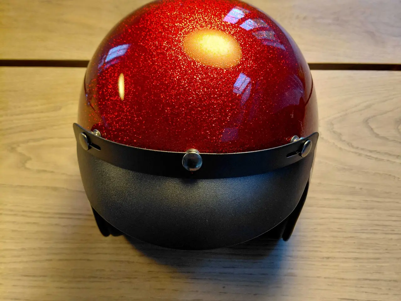 Billede 3 - Mega fed hjelm i metallic rød