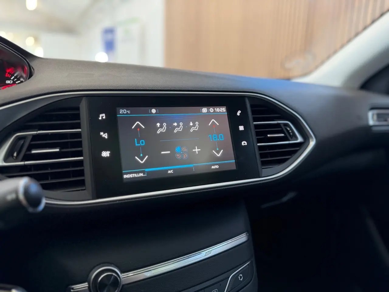 Billede 11 - Peugeot 308 1,6 BlueHDi 120 Allure Sky