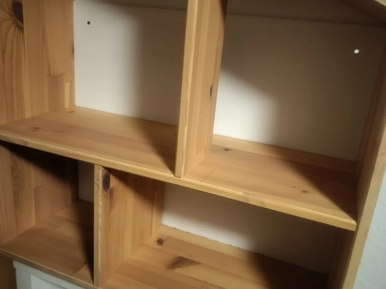 Billede 3 - IKEA hus hylde