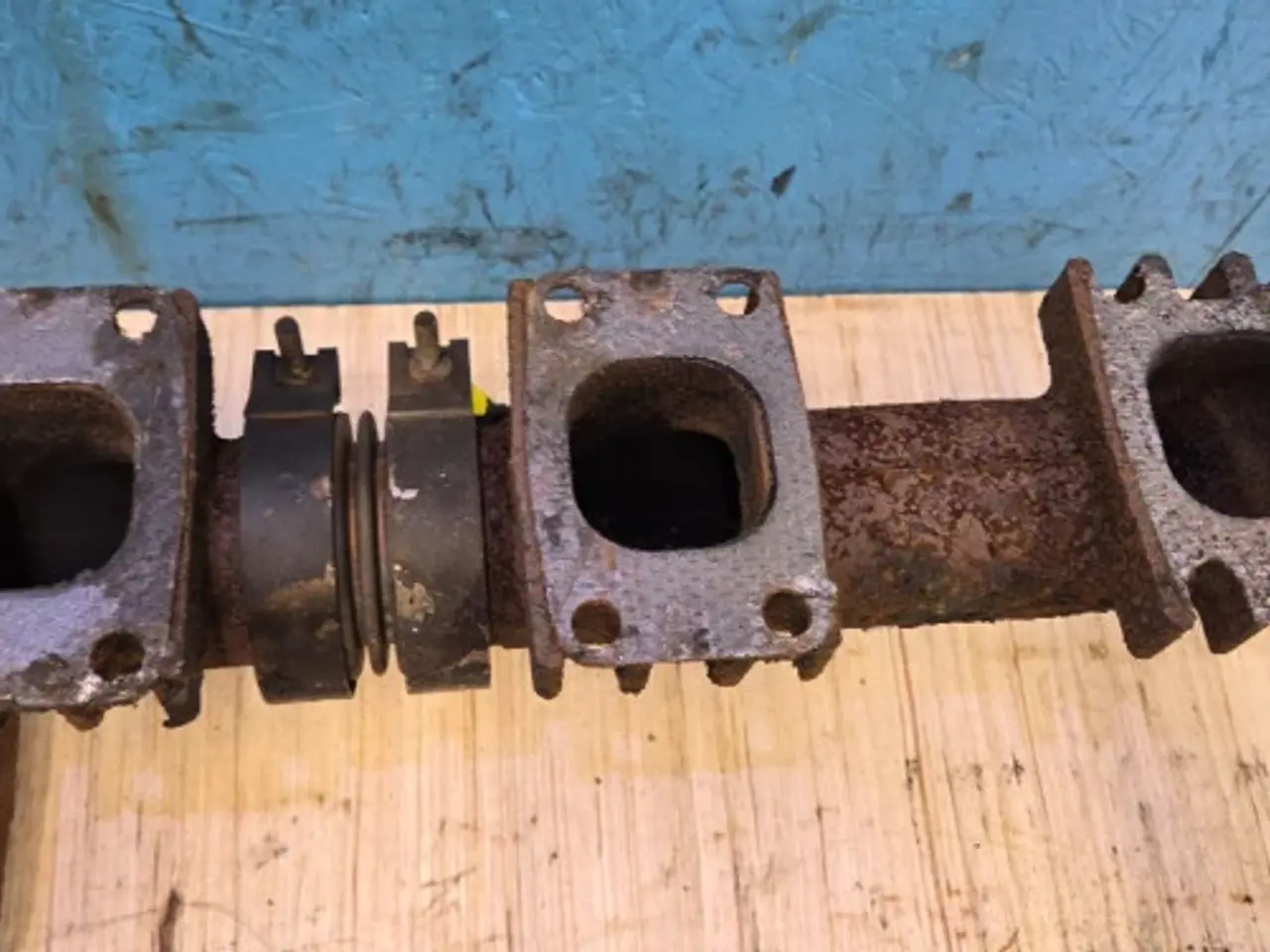 Billede 13 - Iveco F2CE9684L Udstødningsmanifold 500306971