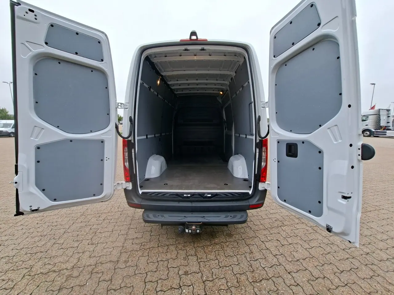 Billede 4 - Mercedes Sprinter 317 2,0 CDi A2 Kassevogn PRO aut. RWD