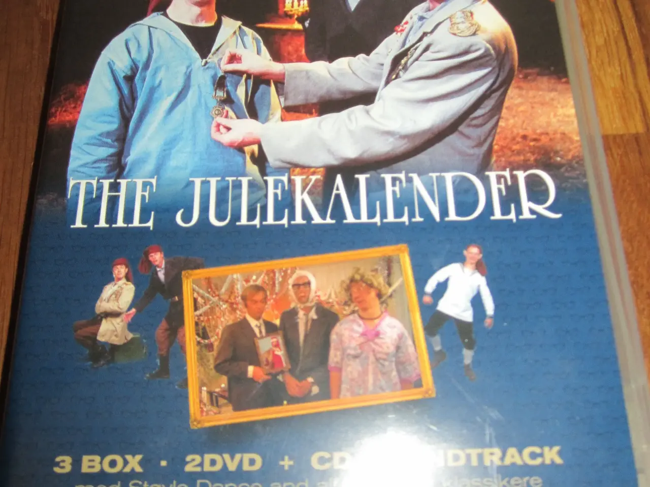 Billede 1 - De Nattergale. THE JULEKALENDER.