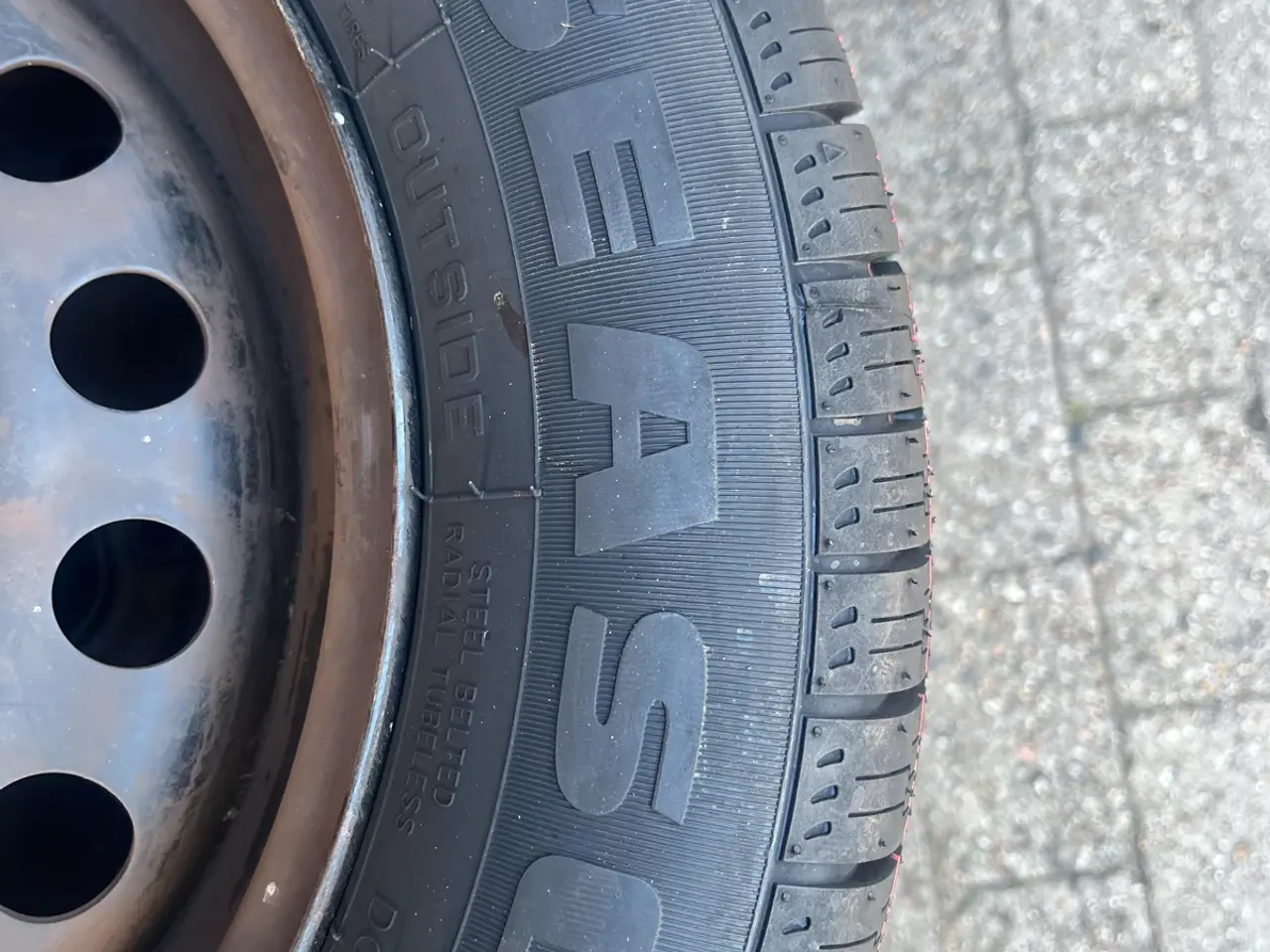 Billede 5 - Nye Helårsdæk VW-UP.