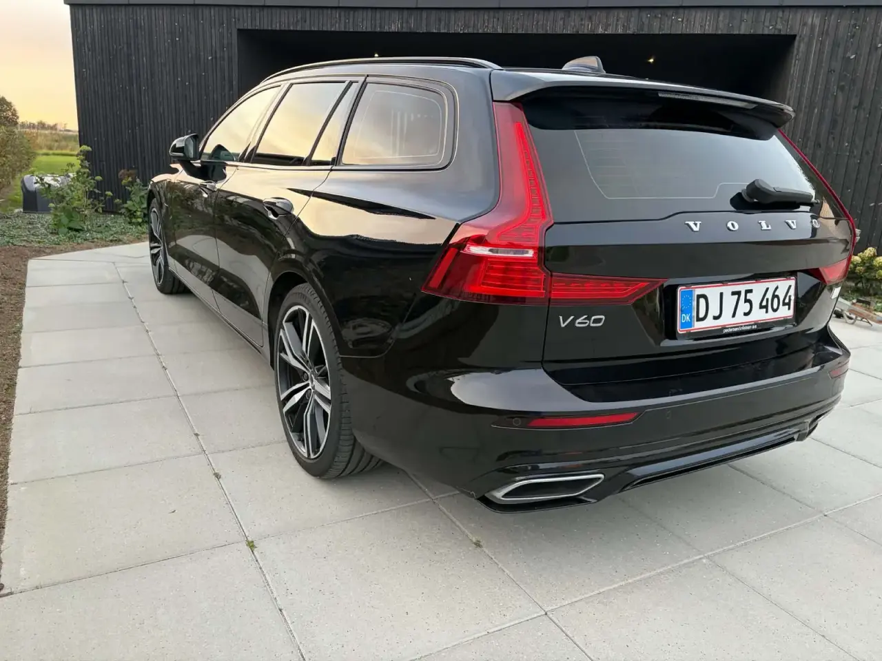 Billede 6 - Volvo V60 2,0 T6 ReCharge R-Design aut. AWD