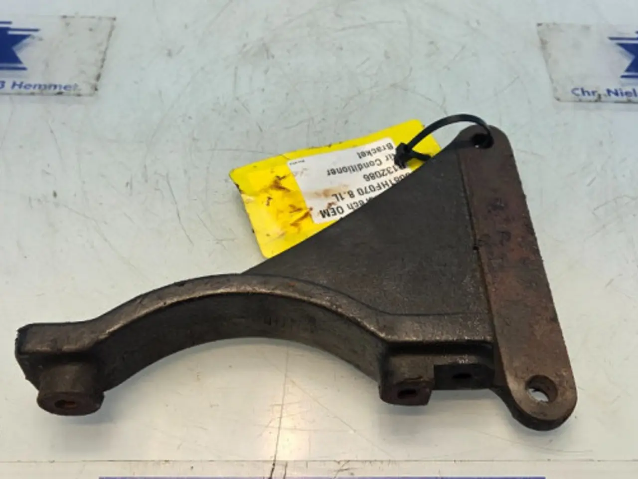 Billede 2 - John Deere PowerTech 6081HF070 Beslag AC R132086