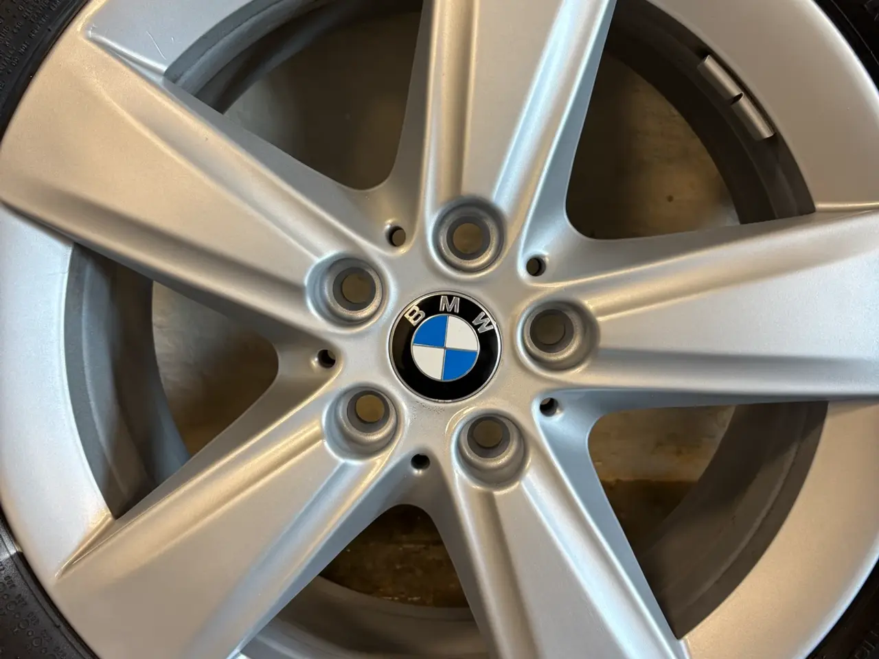 Billede 5 - BMW alufælge (vinterdæk)