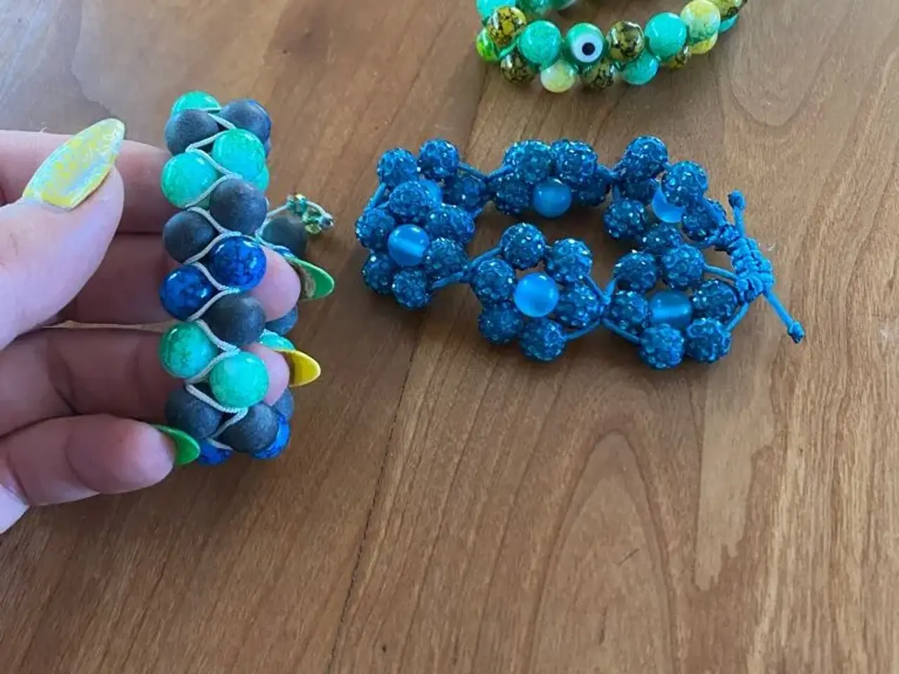 Billede 6 - Nye knyttede armbånd