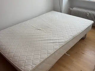Ilva boksmadras 140 cm