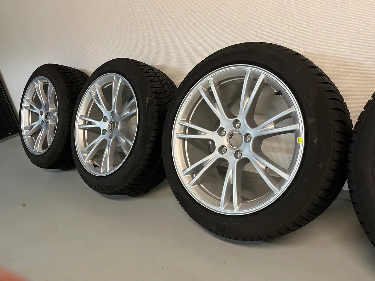 Billede 3 - Tesla Model Y vinterhjul 5x114,3 - 255/45 R19