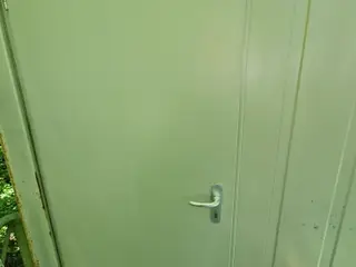 40 FODS CONTAINER MED ISOLERET KONTORMODUL/SKURVOG