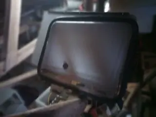 Burstner Club fast sidevindue