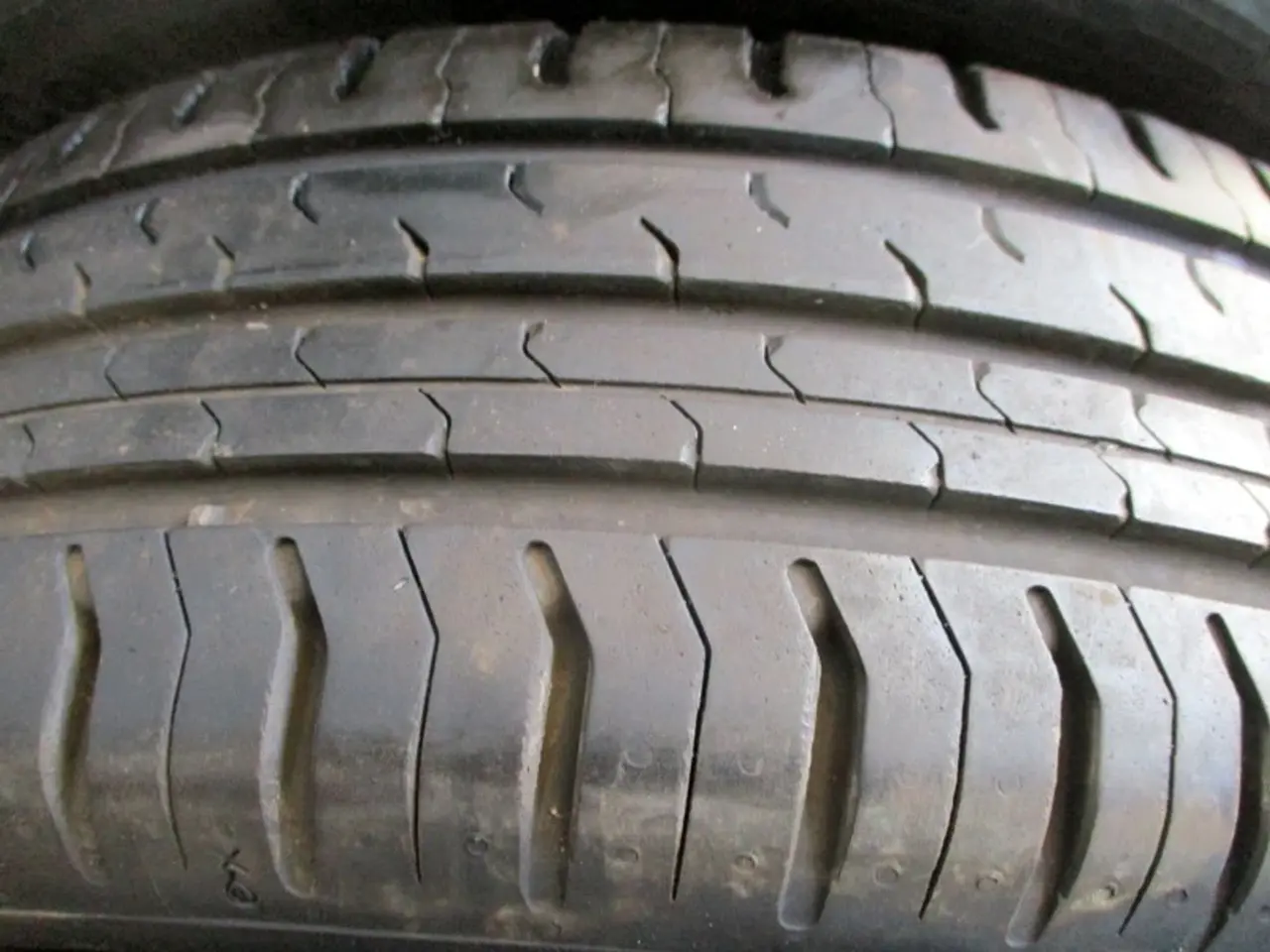 Billede 4 - 165/60/15" Continental dot4920 sommerdæk