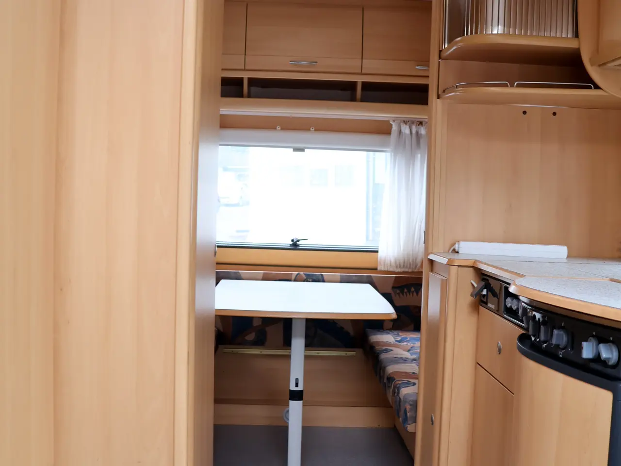 Billede 18 - Nysynet Dethleffs campingvogn årg 2000 model EG2