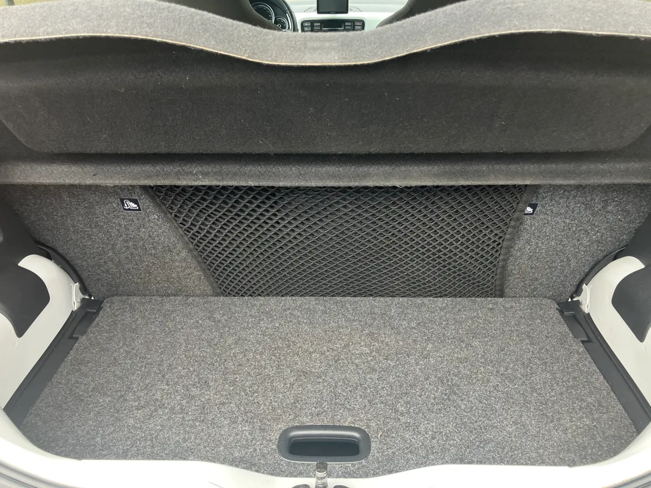 Billede 13 - VW E-UP  km 34000