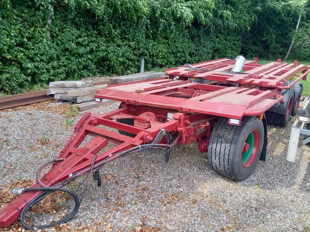 Billede 1 - SVF Container Trailer 3-akslet 18t. (defekt)