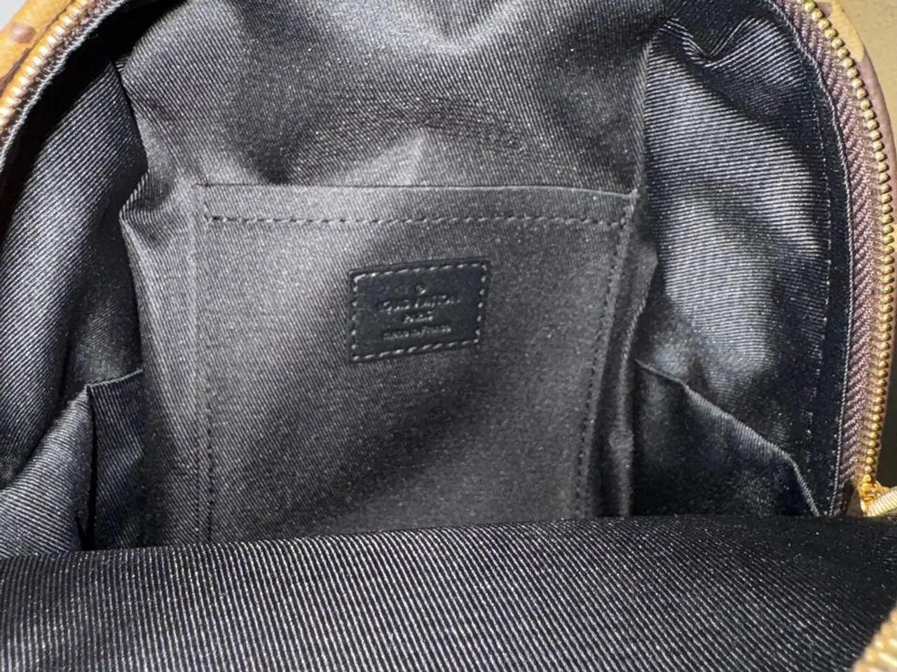 Billede 3 - Louis Vuitton Palm Springs Mini til salg