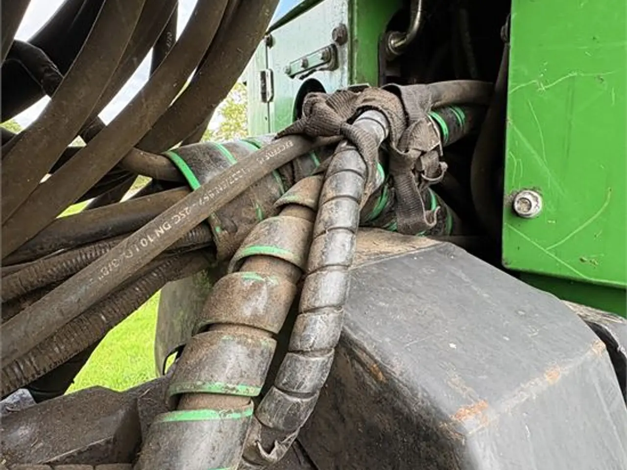 Billede 24 - John Deere 1510G - Intelligent bomstyring / Intelligent Boom Control / Video