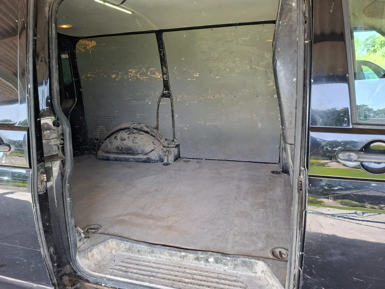 Billede 14 - VW Transporter 2,0 TDi 102 Kassevogn kort