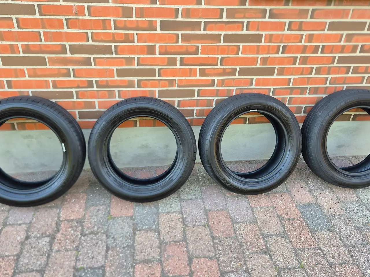 Billede 2 - 4 stk. Toyo Proxes - 185/60 R16 - Sommerdæk