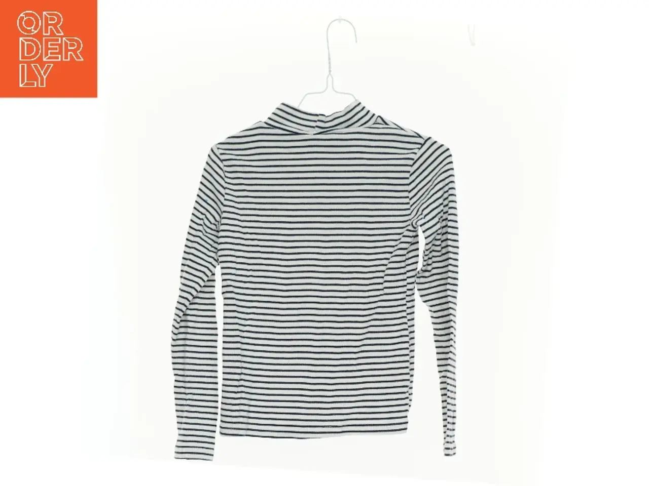 Billede 2 - Trøje fra H&M (str. 122 cm)