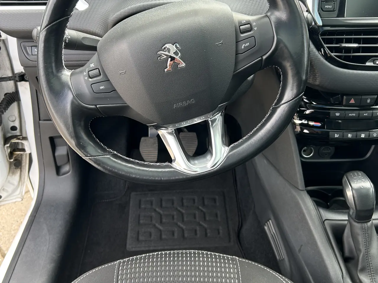 Billede 8 - Peugeot 208 5 dørs 1,6 HDI
