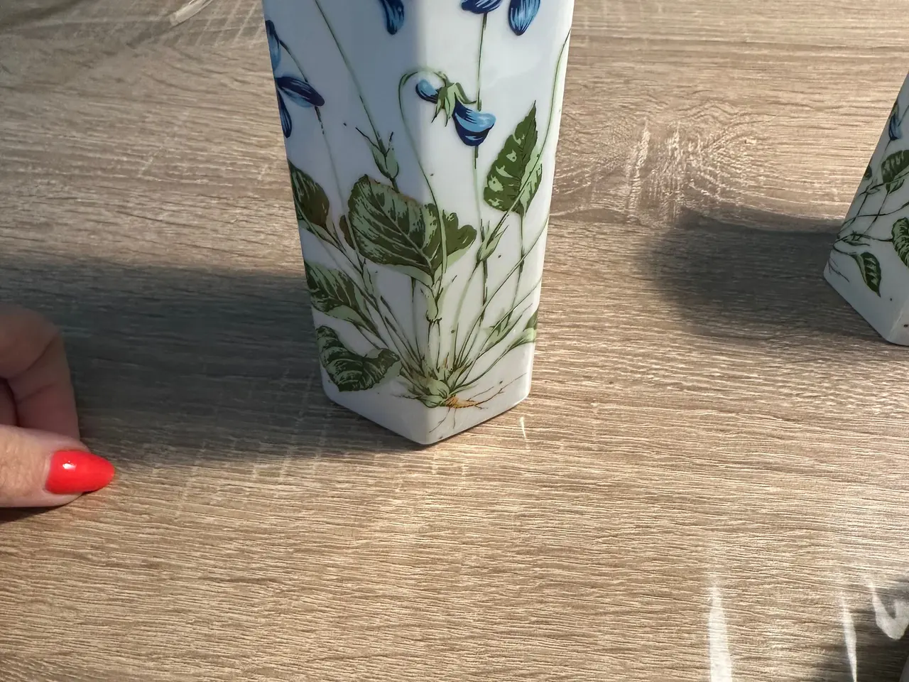 Billede 7 - Askebæger og 2 små vaser