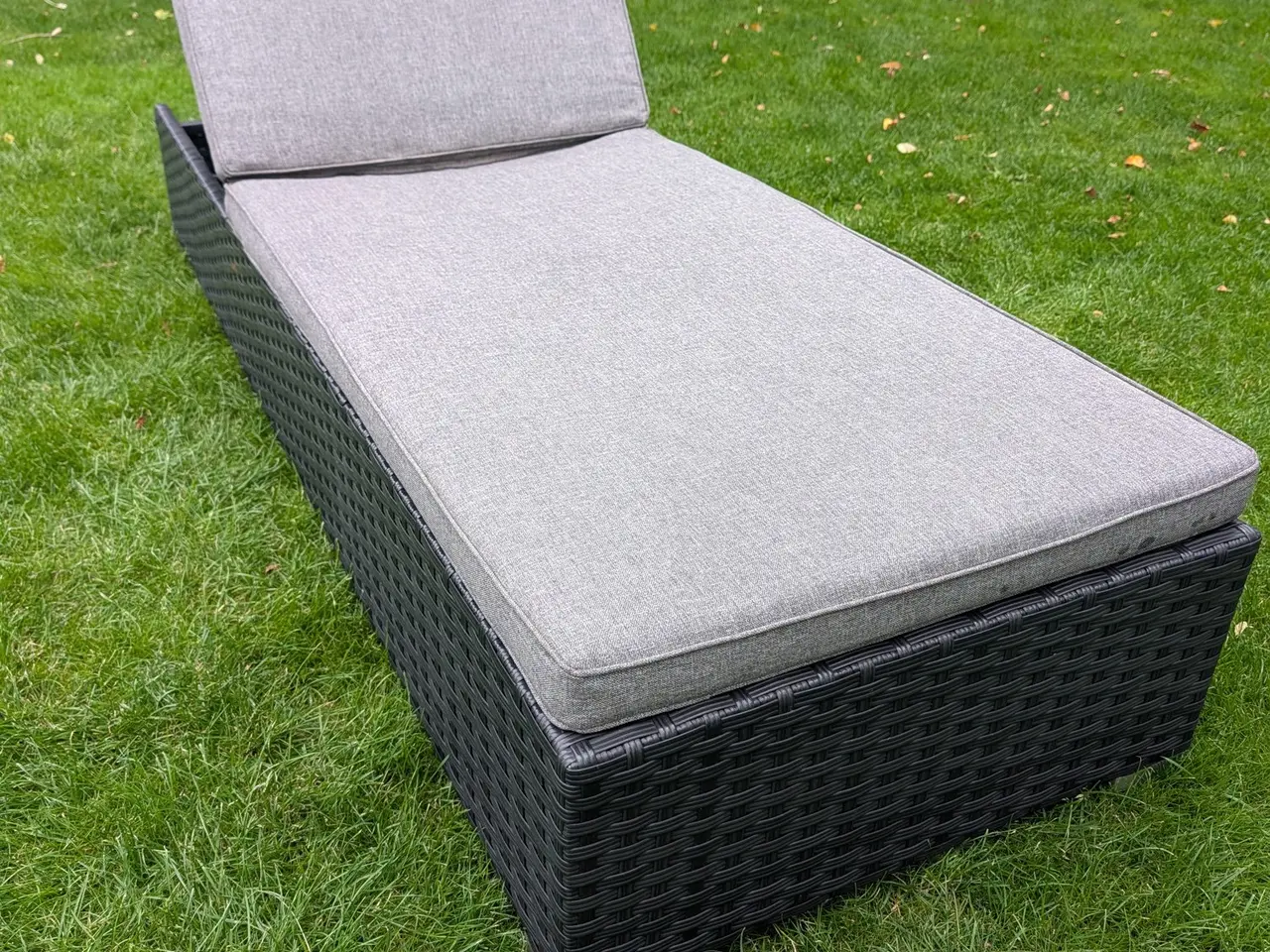 Billede 1 - William solseng i sort polyrattan inkl. hynde