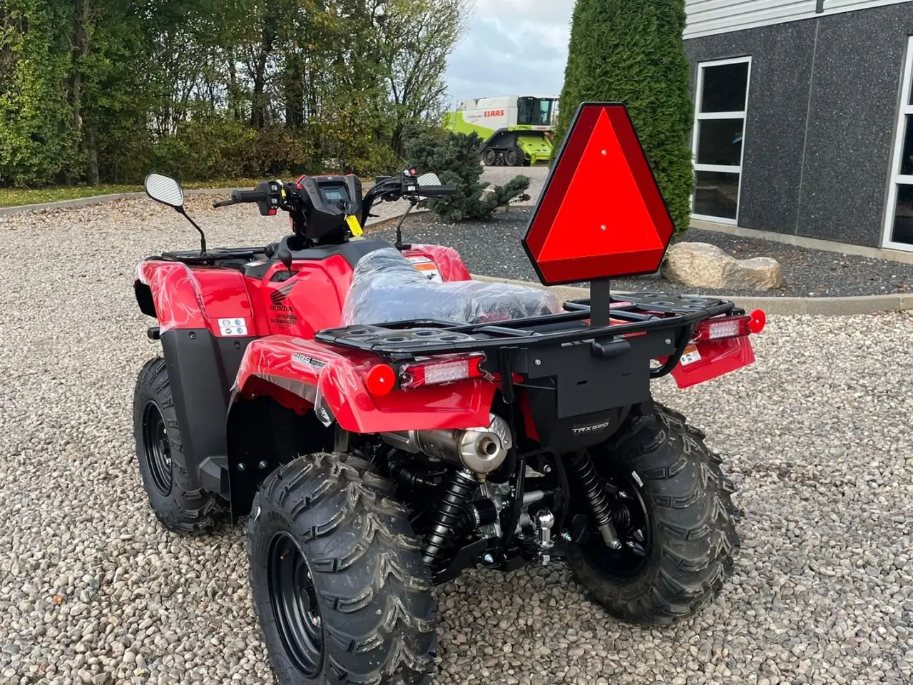 Billede 6 - Honda TRX 520 FA Traktor. STORT LAGER AF HONDA  ATV. Vi hjælper gerne med at levere den til dig, og bytter gerne. KØB-SALG-BYTTE se mere på www.limas.dk