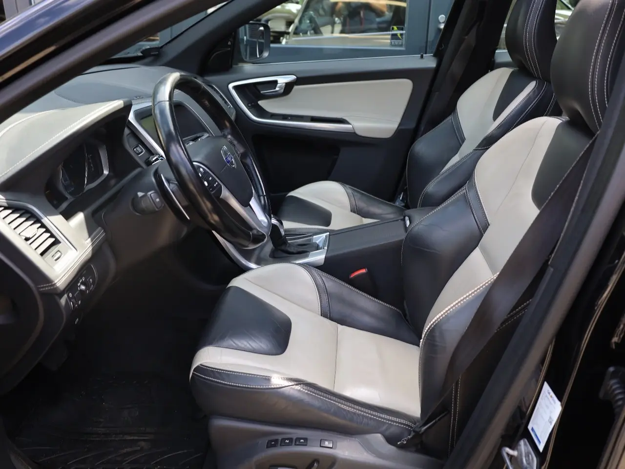Billede 2 - Volvo XC60 2,4 D5 215 Summum aut. AWD