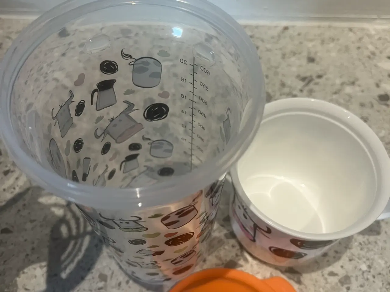 Billede 5 - Tupperware drikkedunk mm