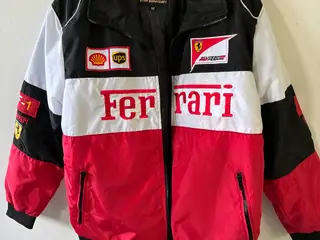 Ferrari jakke, Str. M