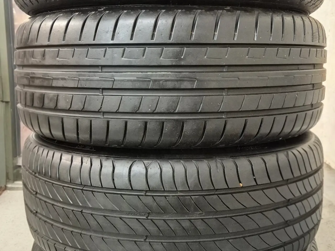 Billede 3 - VW ORIGINAL ALUFÆLGE MED NYE SOMMERDÆK 5x112