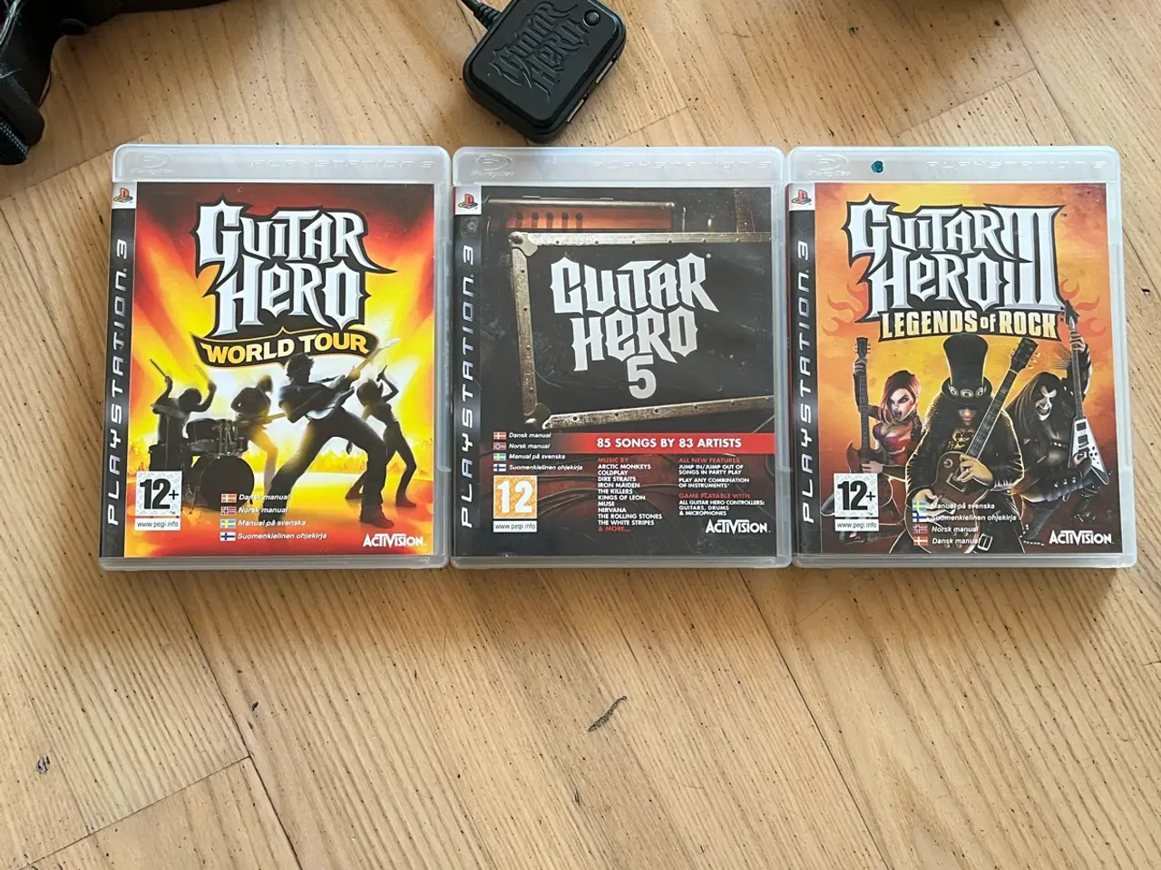 Billede 4 - PS3 med guitar og 37spil