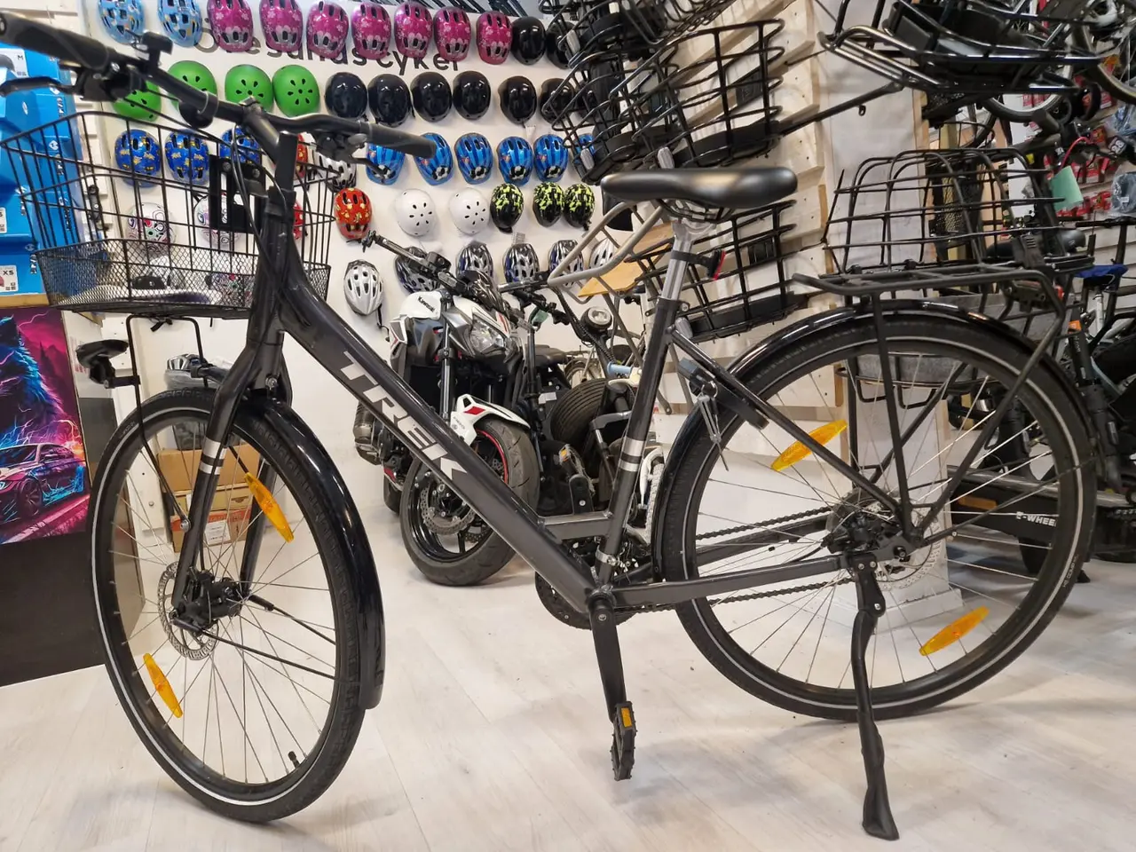 Billede 1 - Cykel Trek med 16 gear - 12 mån garanti