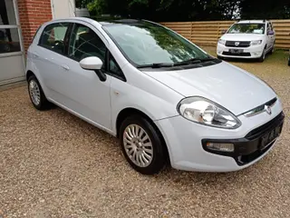 Fiat Punto Evo 1,4 M-Air 105 Dynamic