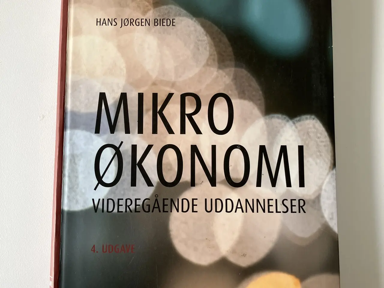 Billede 1 - Mikroøkonomi - videregående uddannelser Af Hans Jø