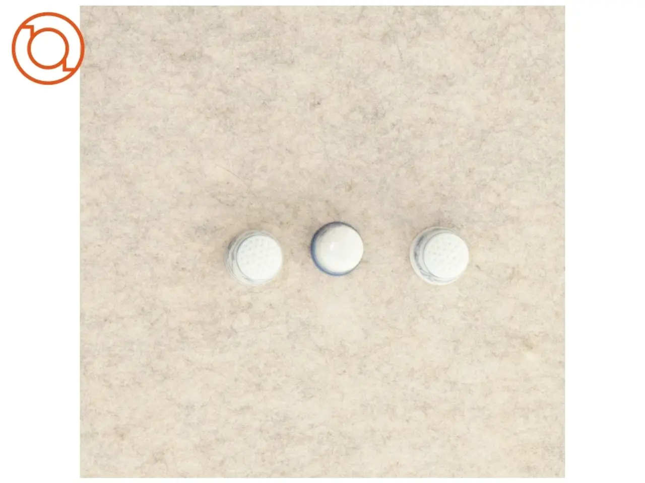 Billede 3 - Fingerbøl musselmalet m.m. (str. 2 x 2 cm)