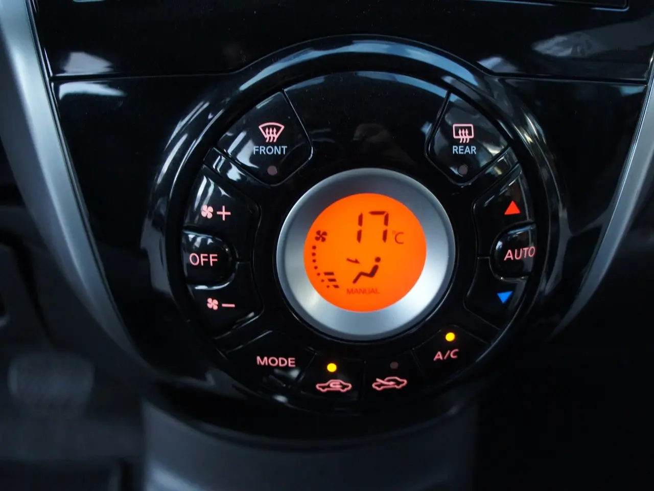 Billede 16 - Nissan Note 1,2 Dig-S 98 Acenta CVT