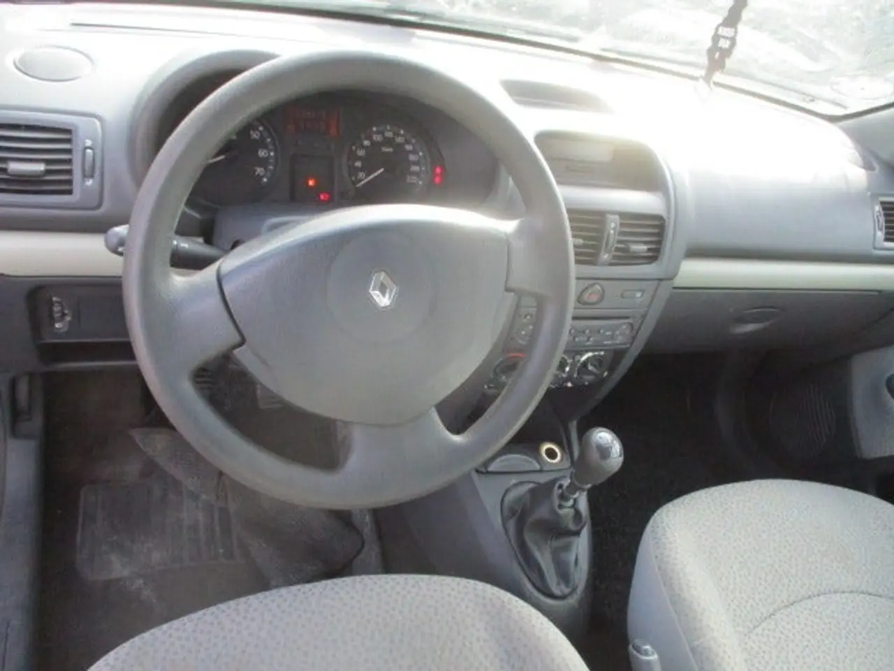 Billede 8 - Renault Clio II 1,2 8V Family Authentique