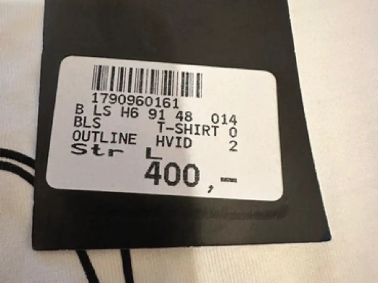 Billede 3 - Ny t-shirt hvid med logo str L 