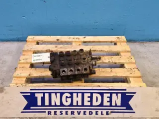 JLG 307  Hydraulik Ventil   4641359