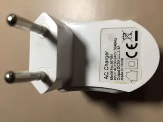 Oplader til iPad (Power Adaptor) med us