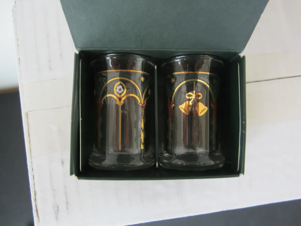 Billede 3 - 2001 Holmegaard jule dramglas i original æske.