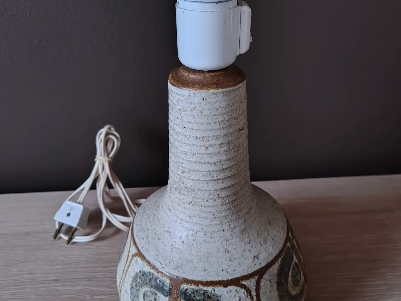 Billede 4 - Flot Søholm bordlampe